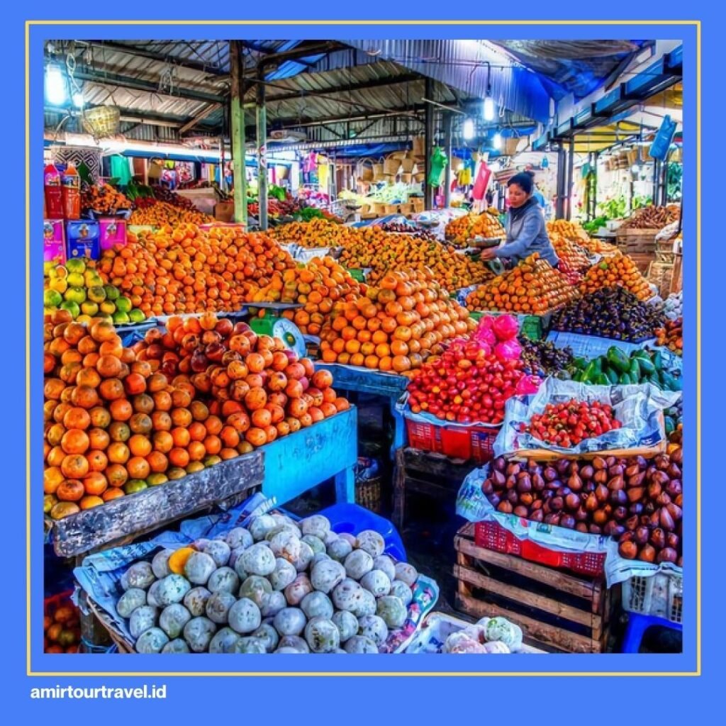 Pasar Buah Berastagi