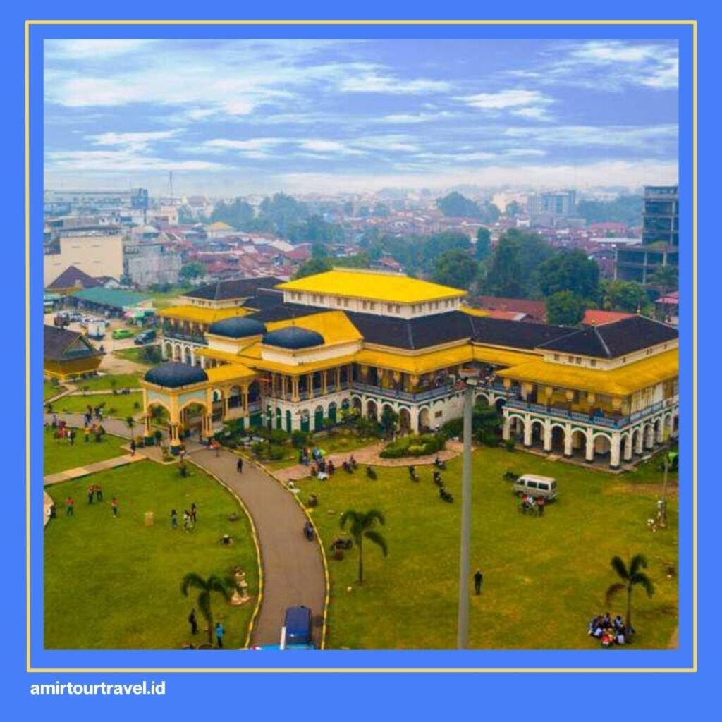 Istana Maimun